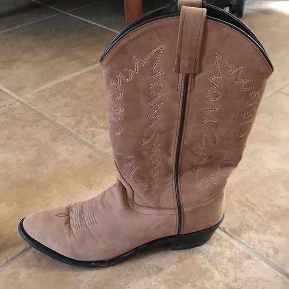 Western style Leather boots - Picture 2 of 4
